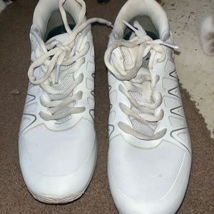 size 6 cheer shoes!